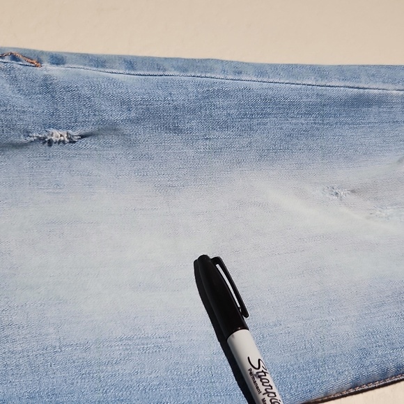 American Rag Womens Jeans Size 11 Short Sistressed Distroyed Fray Ripped Flaw - Picture 6 of 15